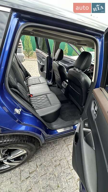 Позашляховик / Кросовер Nissan Rogue 2020 в Коростишеві