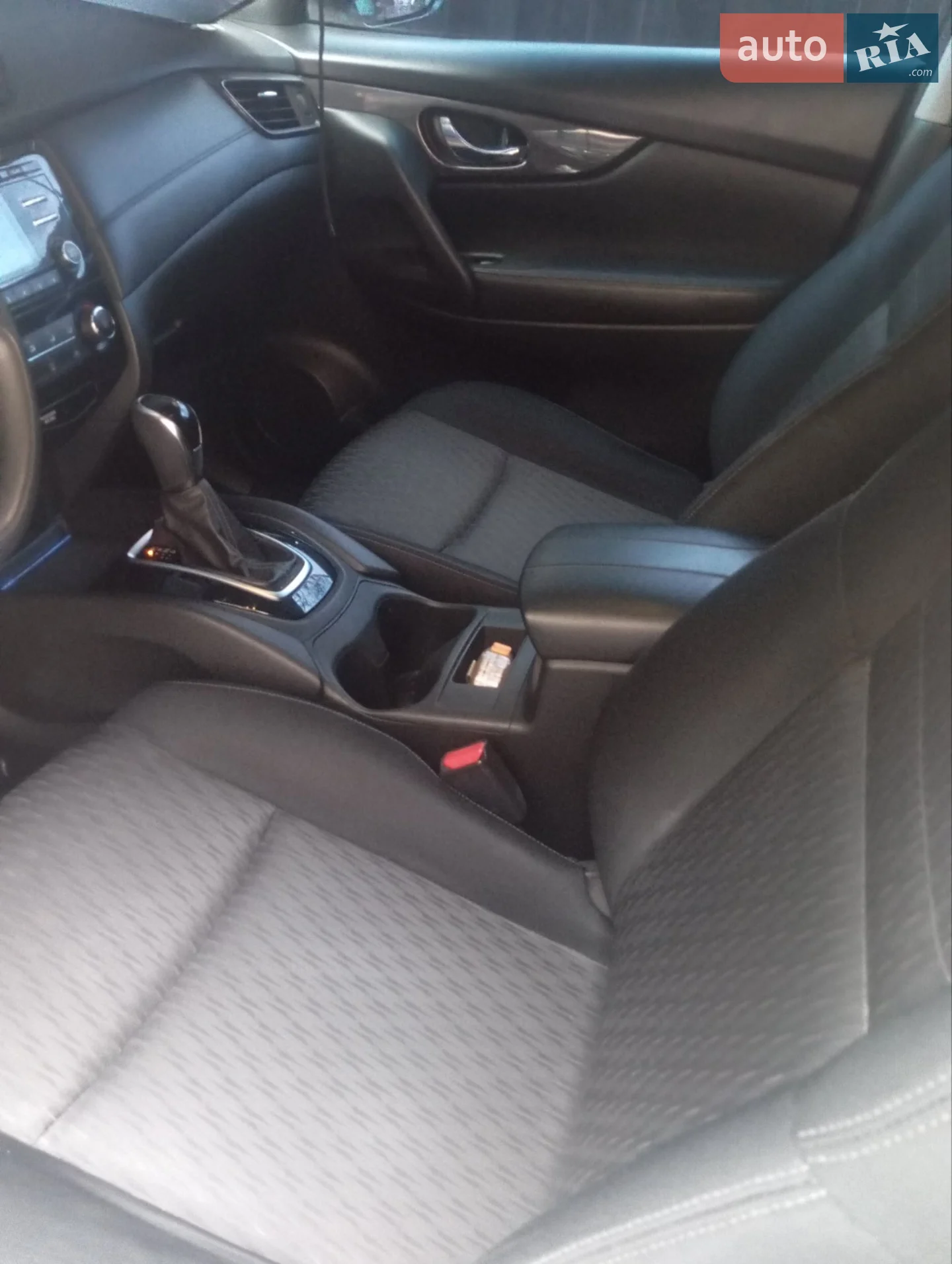2017 Nissan Rogue - мініатюра 19