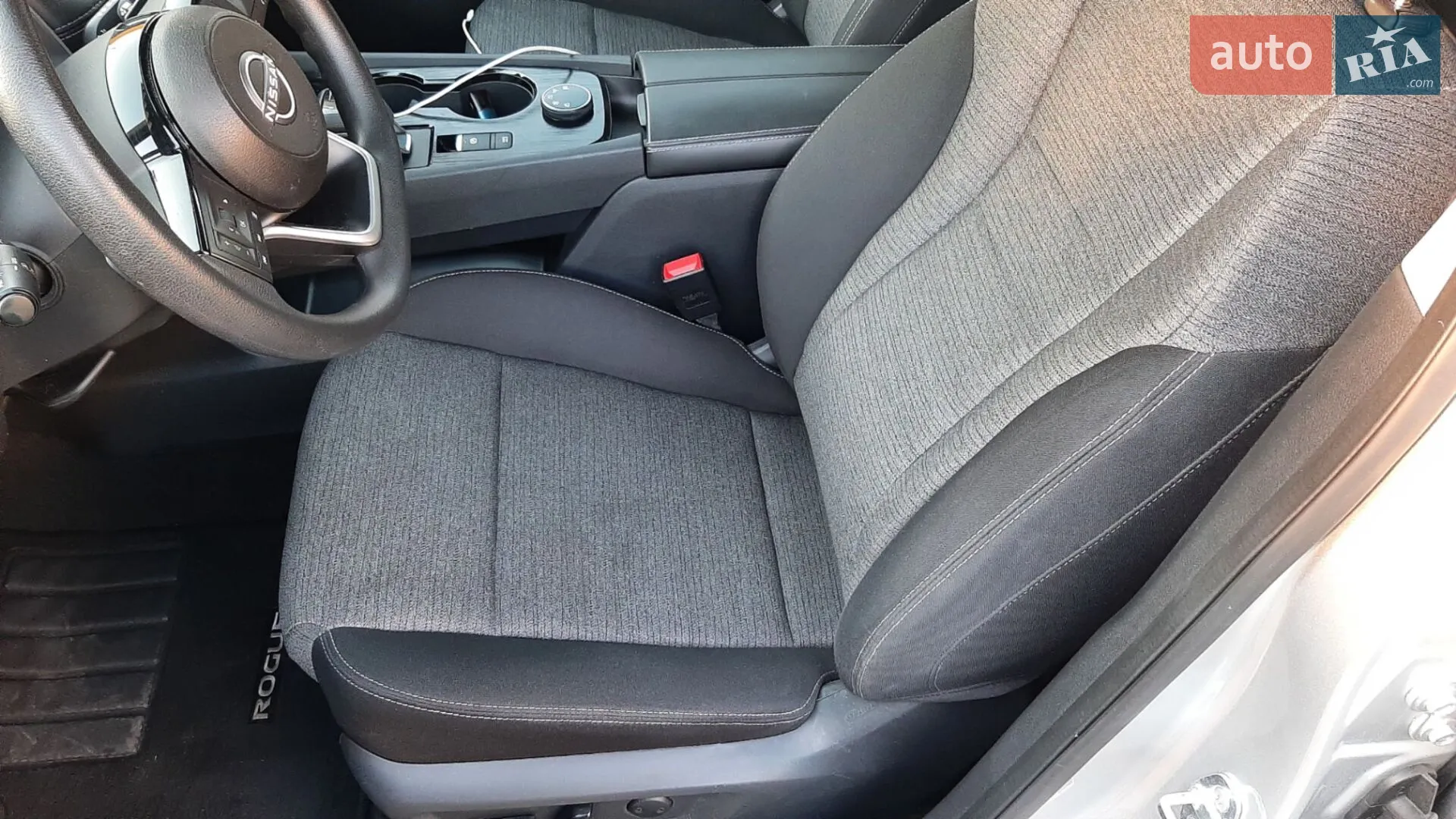 2021 Nissan Rogue - мініатюра 23
