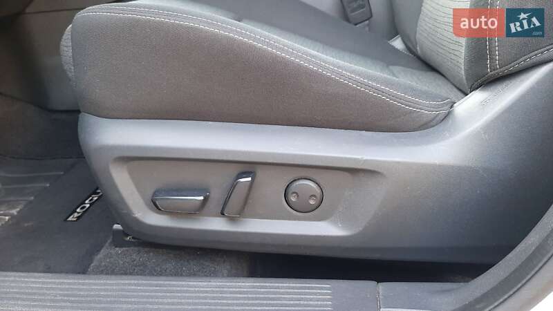 Позашляховик / Кросовер Nissan Rogue 2021 в Вишневому фото 28 Позашляховик / Кросовер Nissan Rogue 2021 в Вишневому