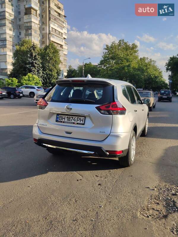 Внедорожник / Кроссовер Nissan Rogue 2017 в Одессе