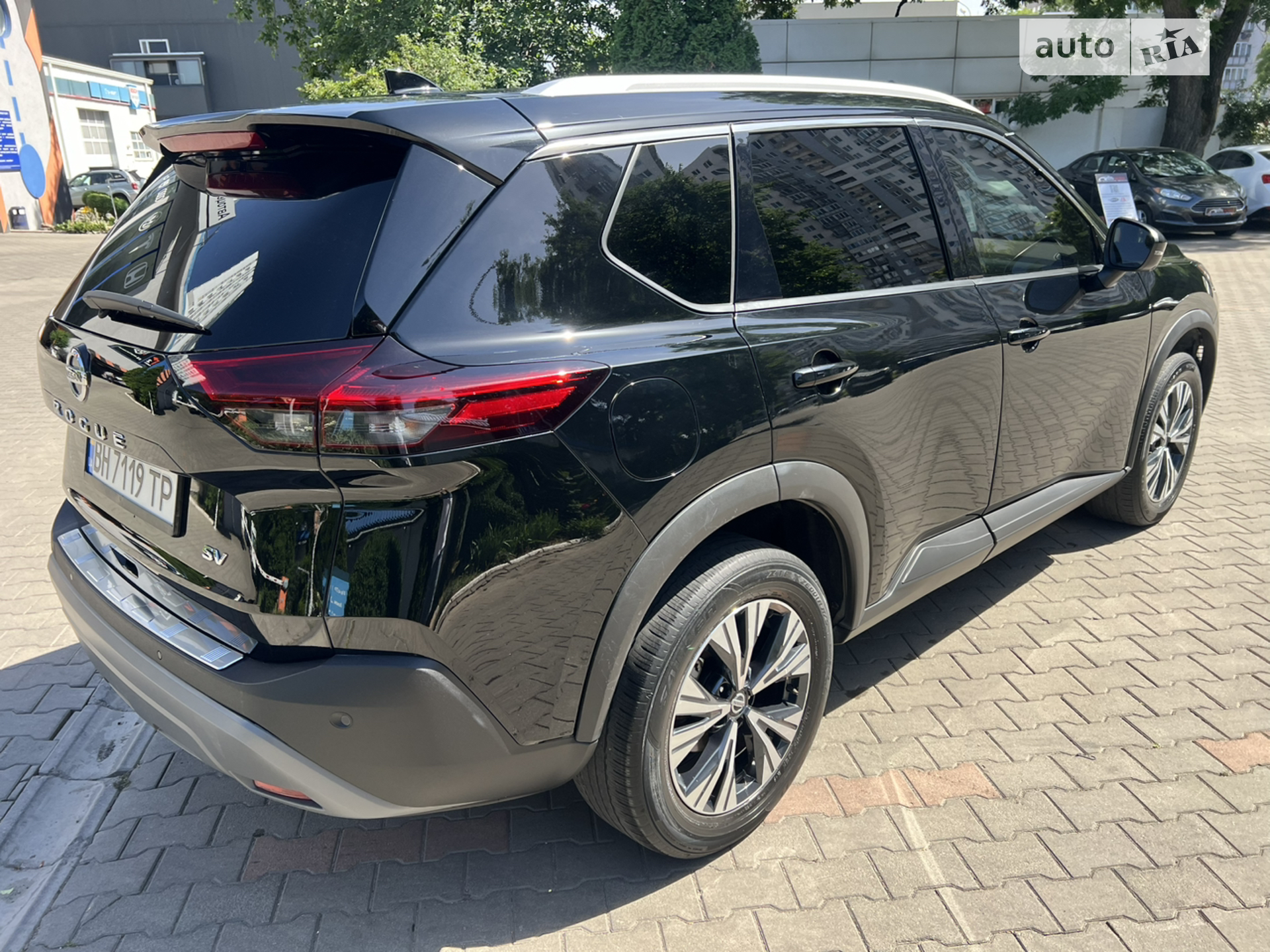 2021 Nissan Rogue - мініатюра 7