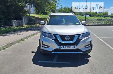 Позашляховик / Кросовер Nissan Rogue 2018 в Києві