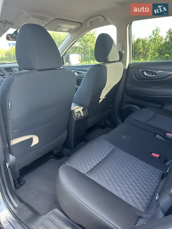 Nissan Rogue 2017 VIN KNMAT2MV4JP506744 фото оголошення 9 з 68