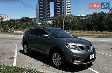 Внедорожник / Кроссовер Nissan Rogue 2016 в Запорожье