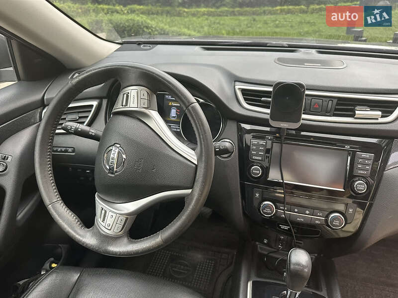 Позашляховик / Кросовер Nissan Rogue 2014 в Києві