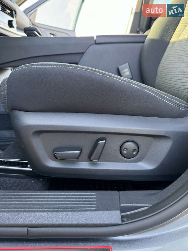 Позашляховик / Кросовер Nissan Rogue 2022 в Хмельницькому фото 12 Позашляховик / Кросовер Nissan Rogue 2022 в Хмельницькому