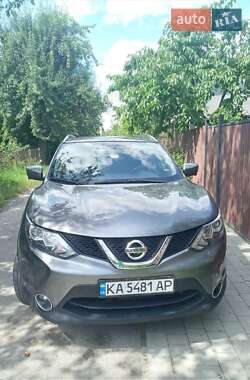 Внедорожник / Кроссовер Nissan Rogue 2017 в Луцке