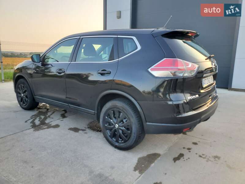 Позашляховик / Кросовер Nissan Rogue 2016 в Надвірній