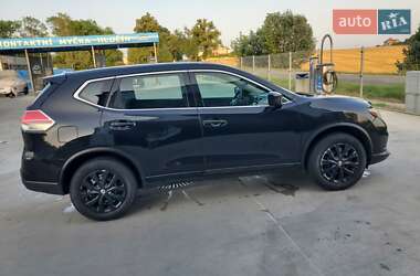 Внедорожник / Кроссовер Nissan Rogue 2016 в 