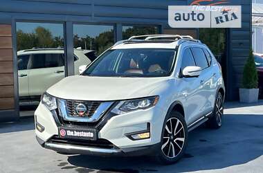 Внедорожник / Кроссовер Nissan Rogue 2019 в Ровно