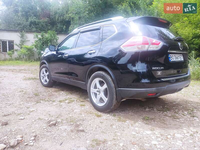 Внедорожник / Кроссовер Nissan Rogue 2016 в Тернополе