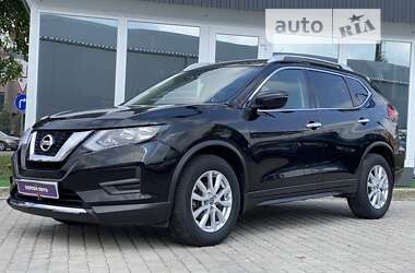 Позашляховик / Кросовер Nissan Rogue 2016 в Львові