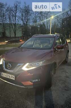 Внедорожник / Кроссовер Nissan Rogue 2015 в Днепре