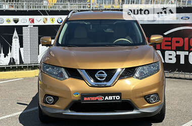 Внедорожник / Кроссовер Nissan Rogue 2014 в Киеве