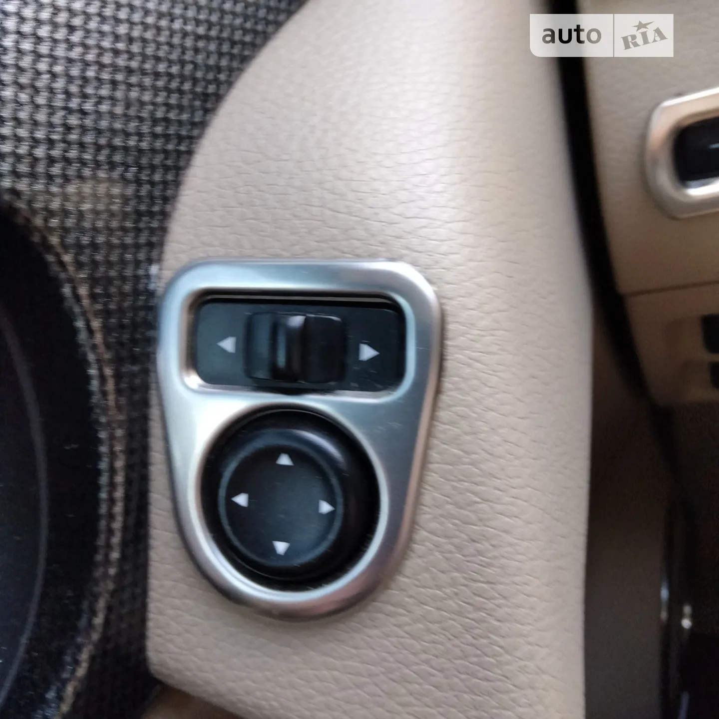 2014 Nissan Rogue - мініатюра 47