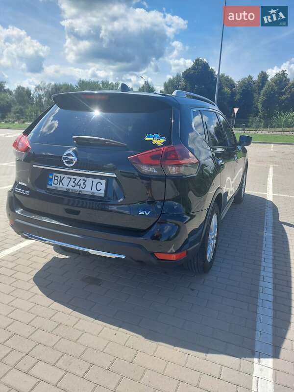 Позашляховик / Кросовер Nissan Rogue 2019 в Дубні