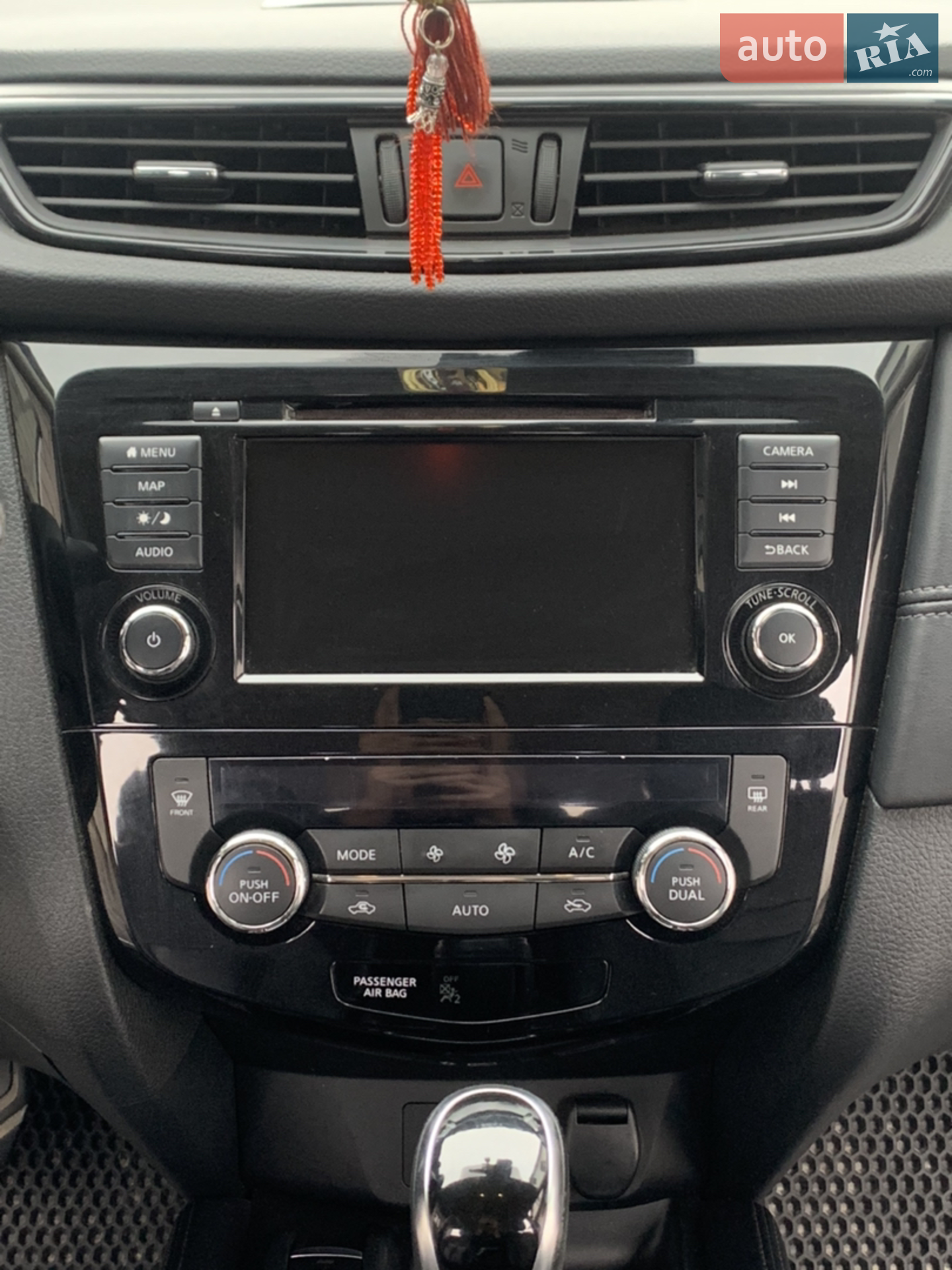 2019 Nissan Rogue - мініатюра 17