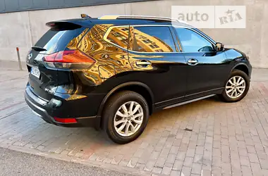 Nissan Rogue 2020
