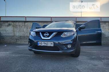 Внедорожник / Кроссовер Nissan Rogue 2015 в Виннице