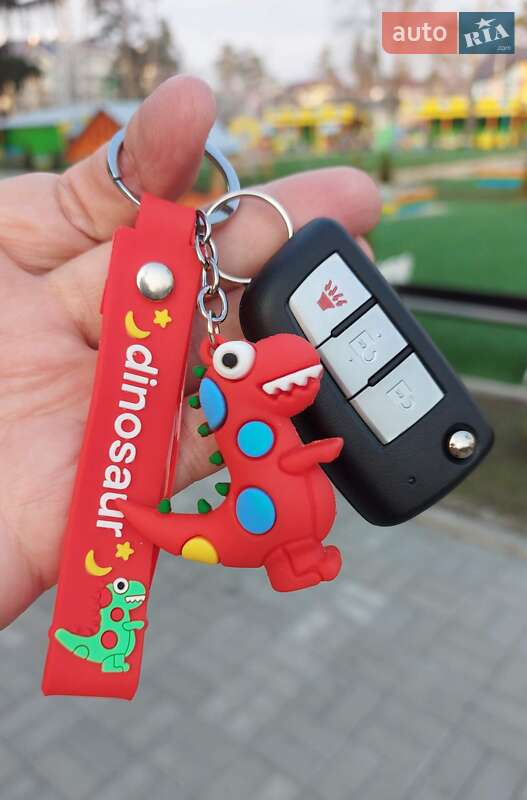 Позашляховик / Кросовер Nissan Rogue 2016 в Ірпені