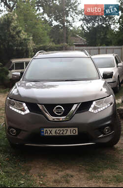 Внедорожник / Кроссовер Nissan Rogue 2014 в Южном