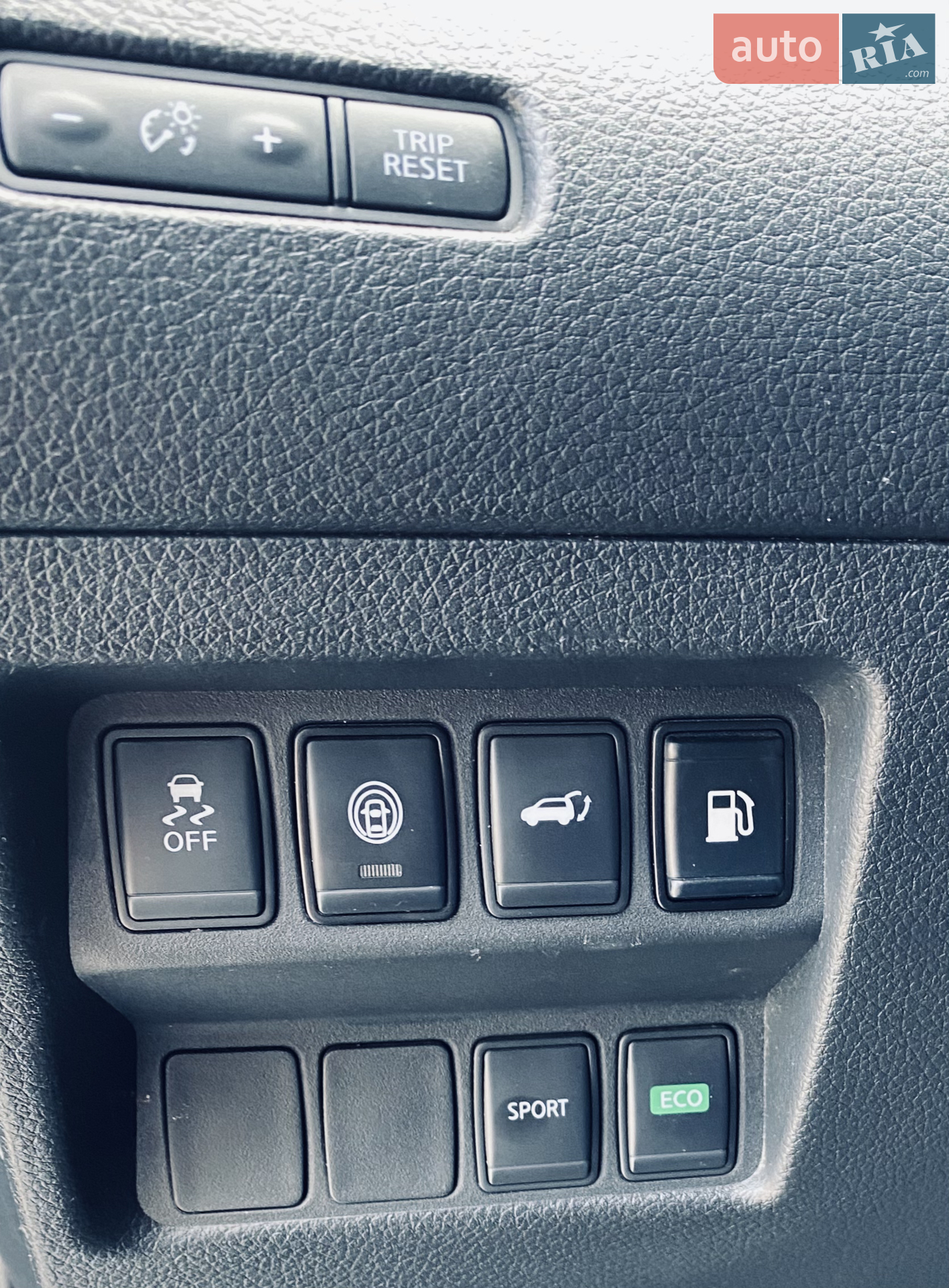 2018 Nissan Rogue - мініатюра 12