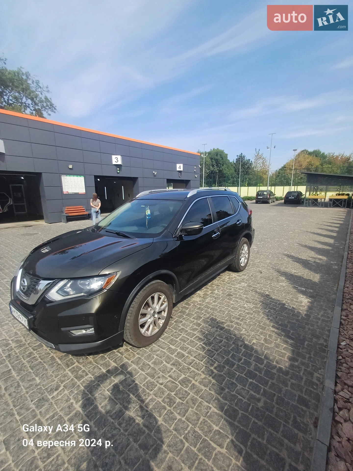 2017 Nissan Rogue - мініатюра 3