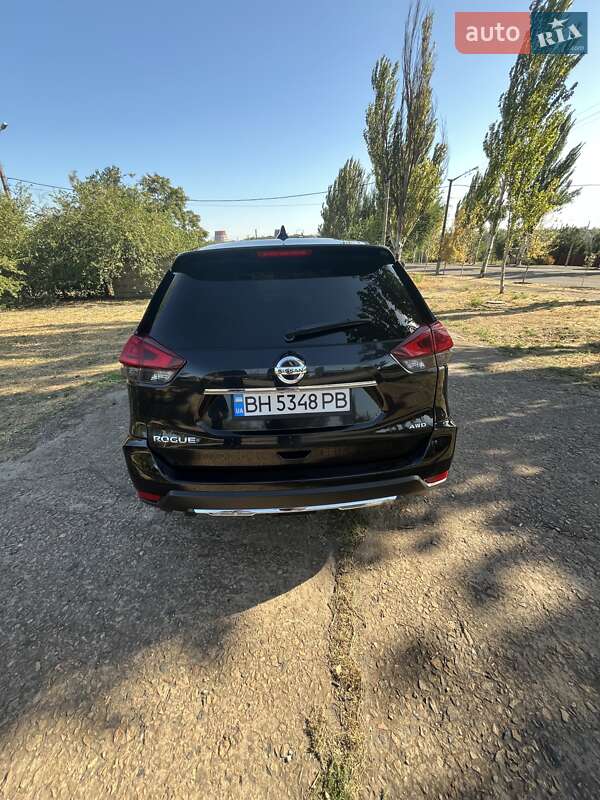 Позашляховик / Кросовер Nissan Rogue 2016 в Кривому Розі фото 2 Позашляховик / Кросовер Nissan Rogue 2016 в Кривому Розі