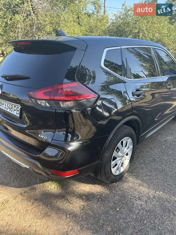 Позашляховик / Кросовер Nissan Rogue 2016 в Кривому Розі фото 9 Позашляховик / Кросовер Nissan Rogue 2016 в Кривому Розі