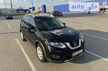 Позашляховик / Кросовер Nissan Rogue 2017 в Сумах