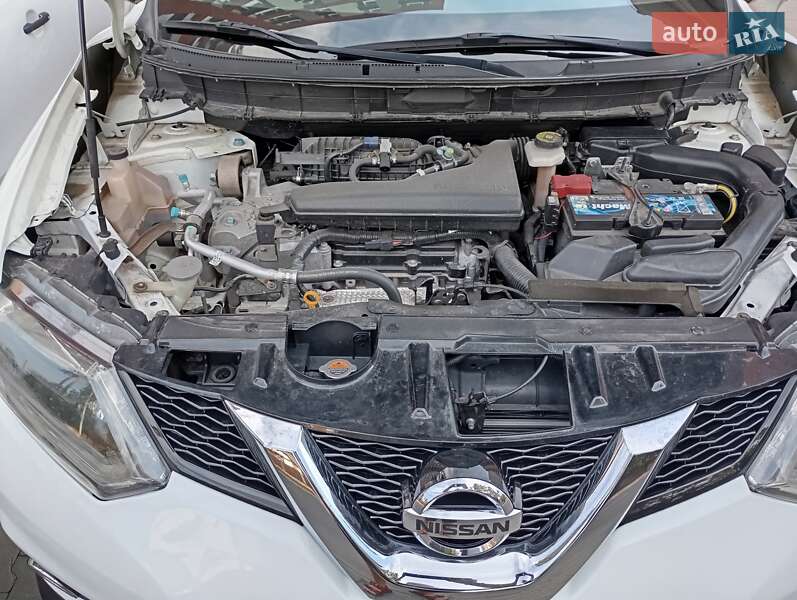 Позашляховик / Кросовер Nissan Rogue 2016 в Ірпені