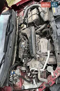 Внедорожник / Кроссовер Nissan Rogue 2016 в Дубно