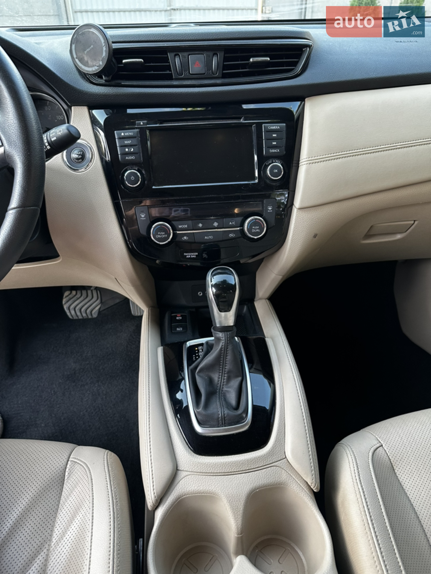 2019 Nissan Rogue - мініатюра 4
