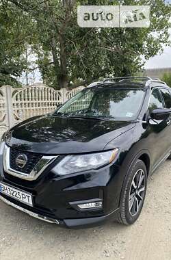 Внедорожник / Кроссовер Nissan Rogue 2019 в Любашевке