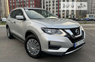 Внедорожник / Кроссовер Nissan Rogue 2017 в Белой Церкви