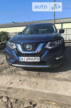 Позашляховик / Кросовер Nissan Rogue 2020 в Немішаєве