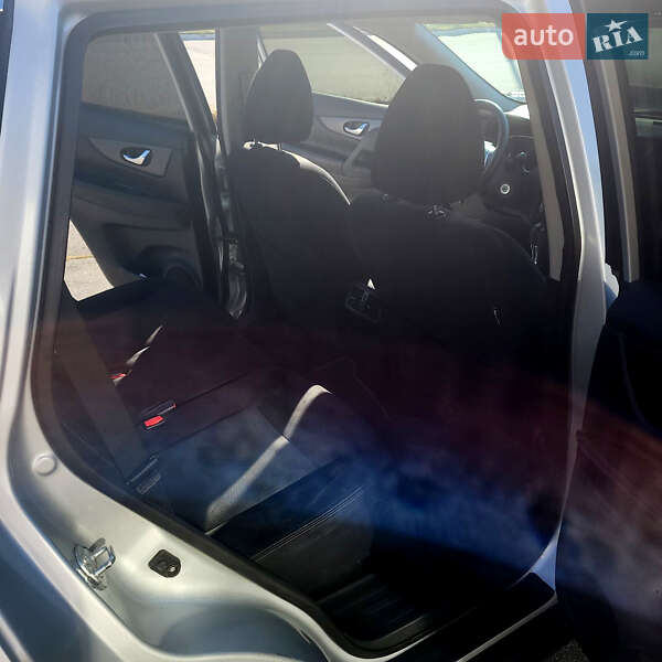 Внедорожник / Кроссовер Nissan Rogue 2016 в Киеве