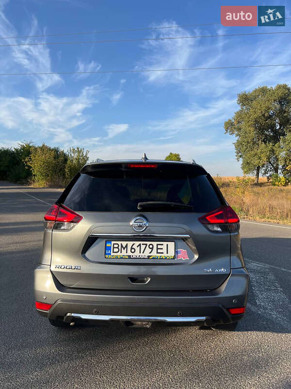 Внедорожник / Кроссовер Nissan Rogue 2019 в Ромнах