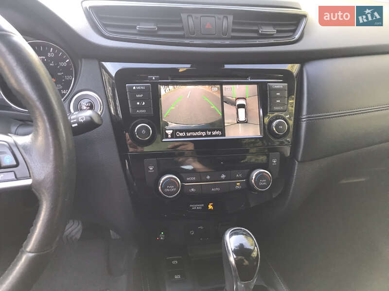 Внедорожник / Кроссовер Nissan Rogue 2019 в Ромнах