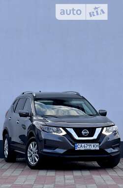 Внедорожник / Кроссовер Nissan Rogue 2019 в Умани