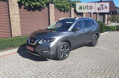 Внедорожник / Кроссовер Nissan Rogue 2020 в Луцке