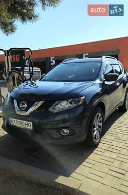 Внедорожник / Кроссовер Nissan Rogue 2015 в 