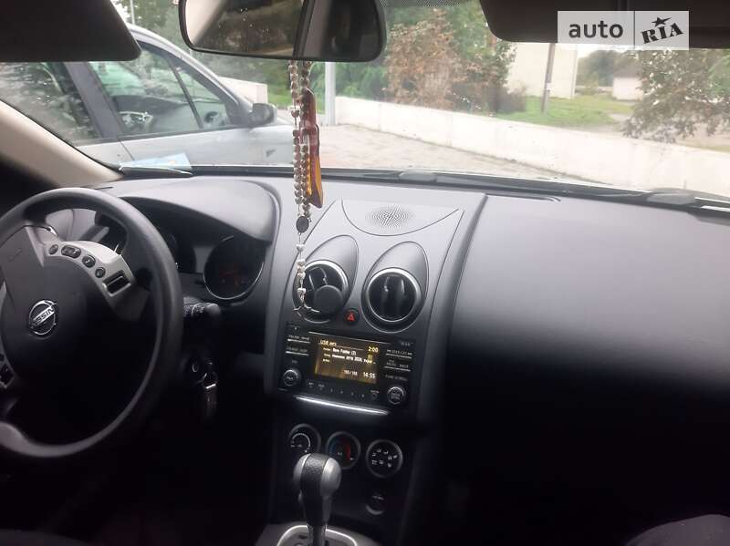 Внедорожник / Кроссовер Nissan Rogue 2014 в Львове