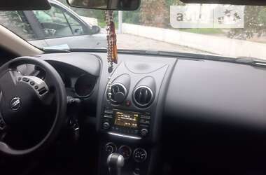 Внедорожник / Кроссовер Nissan Rogue 2014 в 