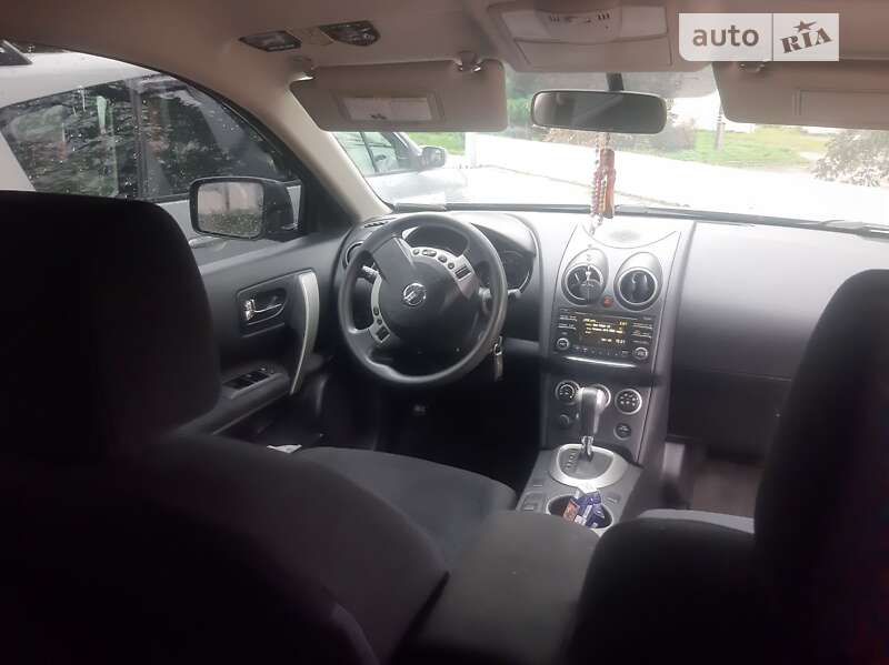 Внедорожник / Кроссовер Nissan Rogue 2014 в Львове