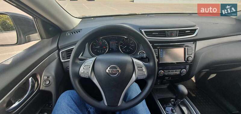 Внедорожник / Кроссовер Nissan Rogue 2015 в Полтаве