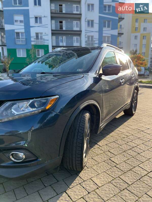 Позашляховик / Кросовер Nissan Rogue 2016 в Івано-Франківську