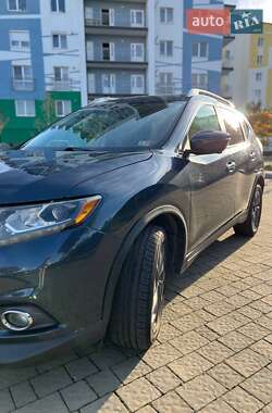 Внедорожник / Кроссовер Nissan Rogue 2016 в 