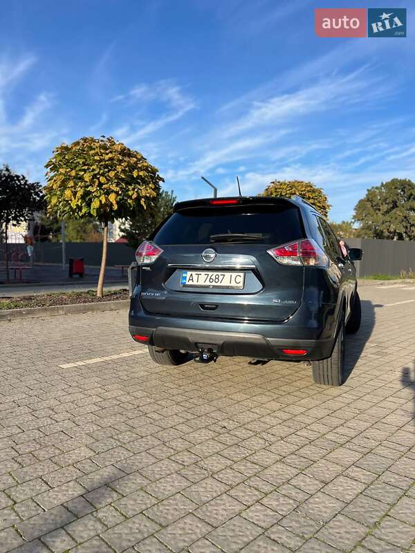 Позашляховик / Кросовер Nissan Rogue 2016 в Івано-Франківську